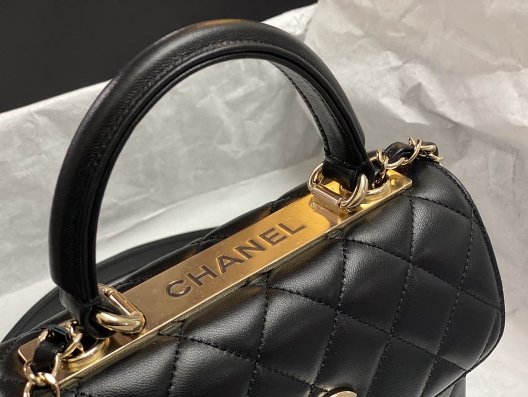 CHANEL Flap Bag with Top Handle