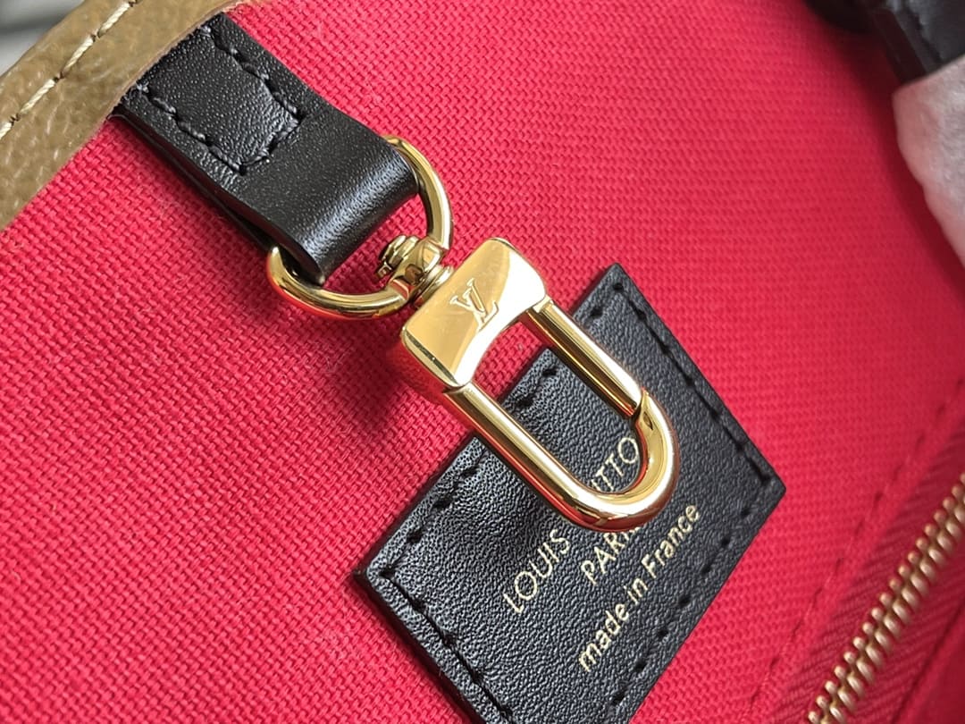 LOUIS VUITTON OnTheGo GM