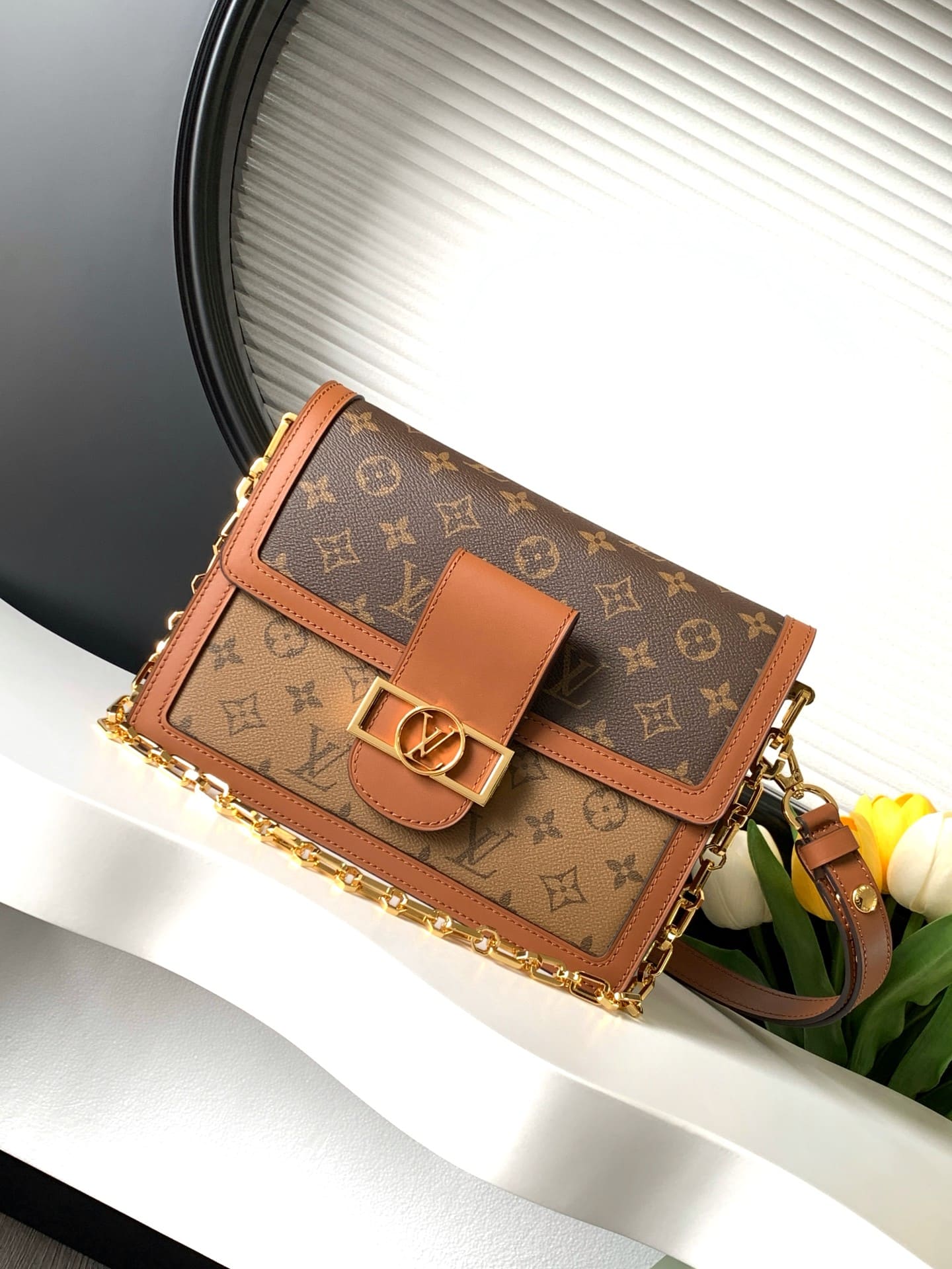 LOUIS VUITTON Dauphine MM