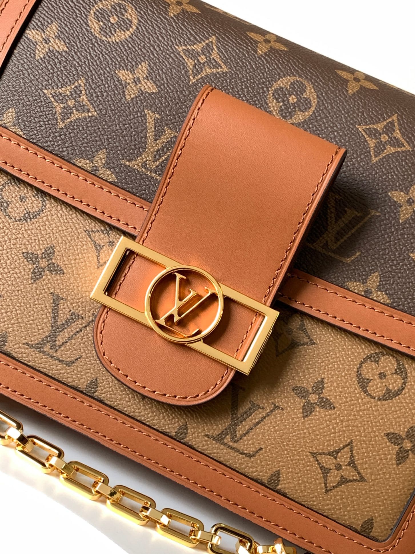 LOUIS VUITTON Dauphine MM